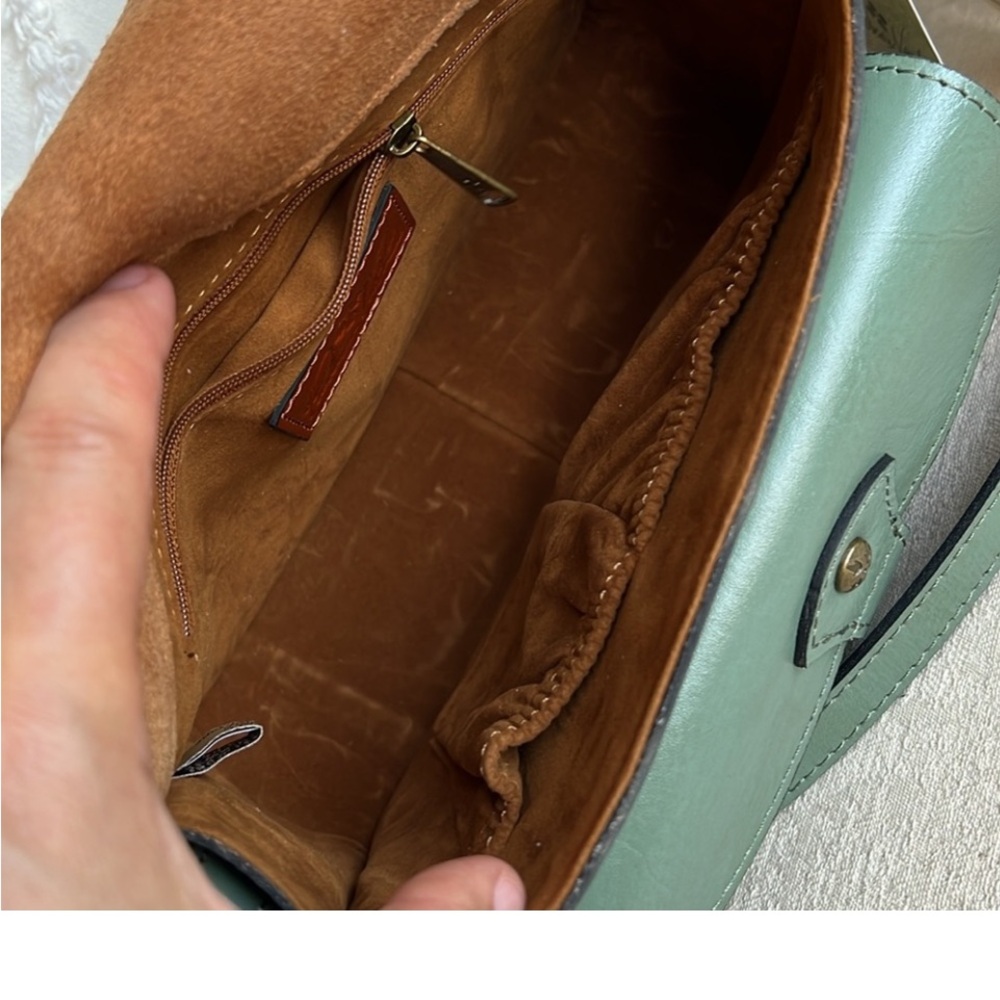 PATRICIA NASH ILINA C/B sage flap crossbody bag - Picture 15 of 15